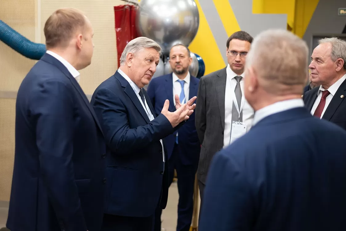 КЕДР выступил партнером НАКС в оснащении лаборатории сварочных работ имени академика РАН Н.П. Алёшина в МГТУ им. Н.Э. Баумана - Кедр - 1